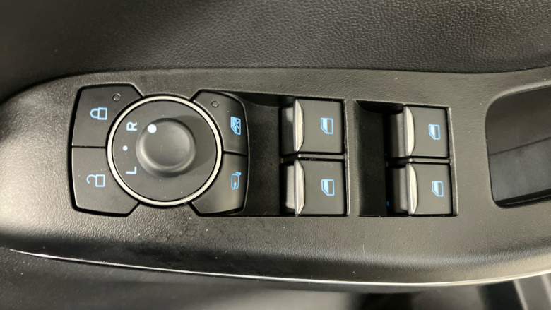 Ford Puma 1.0 EcoBoost Hybrid mHEV Titanium 5dr DCT Petrol Hatchback